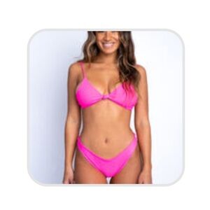 Skatie Sarah Top in Neon Pink